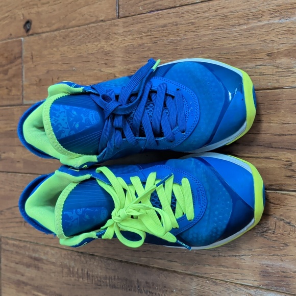 Nike LeBron 8 V2 Low Sprite Blue & Neon Green Athletic Basketball Shoes - Picture 2 of 13